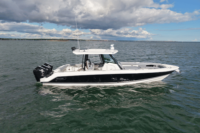 BOATZON | Boston Whaler 360 Outrage 2026