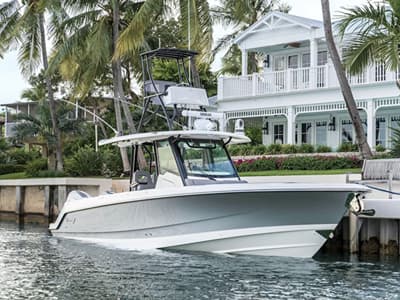 BOATZON | Boston Whaler 360 Outrage 2027 BOATZON | Boston Whaler 360 Outrage 2027