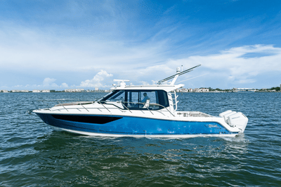 BOATZON | Boston Whaler 365 Conquest 2025