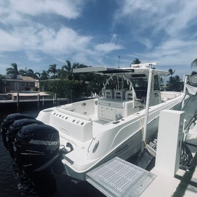 BOATZON | Boston Whaler 370 OUTRAGE 2012