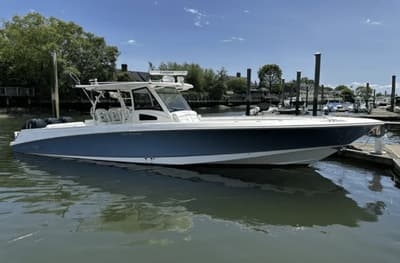 BOATZON | Boston Whaler 370 OUTRAGE 2013