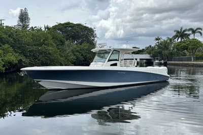 BOATZON | Boston Whaler 370 Outrage 2015 BOATZON | Boston Whaler 370 Outrage 2015