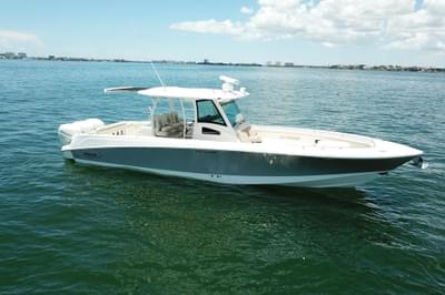 BOATZON | Boston Whaler 370 Outrage 2016