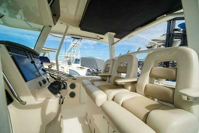 BOATZON | Boston Whaler 380 Outrage 2018 BOATZON | Boston Whaler 380 Outrage 2018