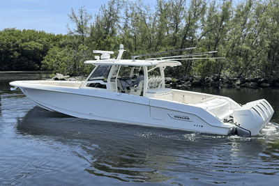 BOATZON | Boston Whaler 380 OUTRAGE 2021
