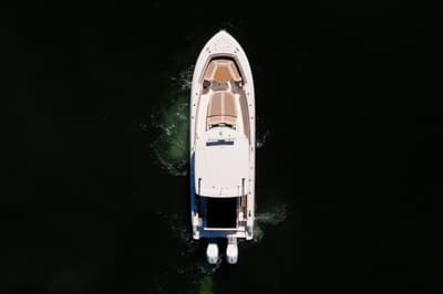 BOATZON | Boston Whaler 380 OUTRAGE 2024