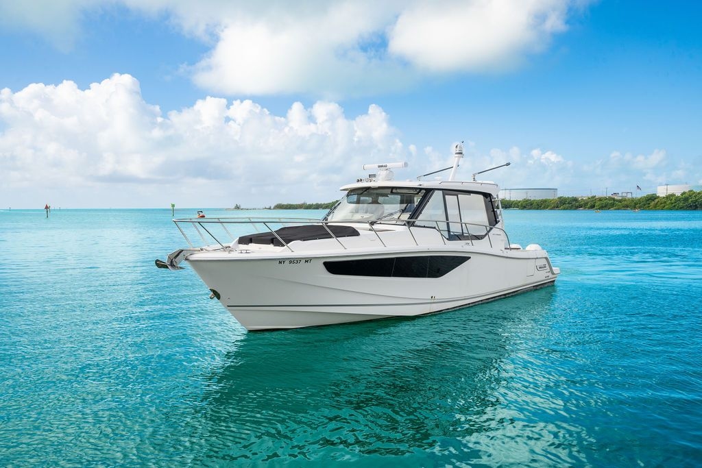 2023 Boston Whaler 405 Conquest - Sold Boat