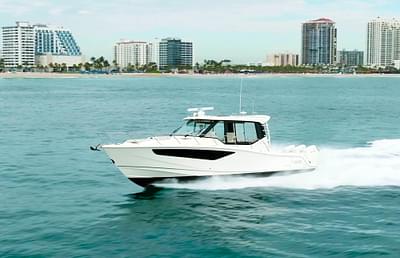BOATZON | Boston Whaler 405 Conquest 2024