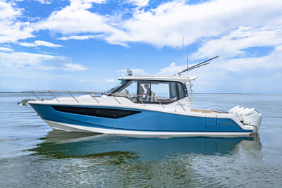BOATZON | Boston Whaler 405 Conquest 2026