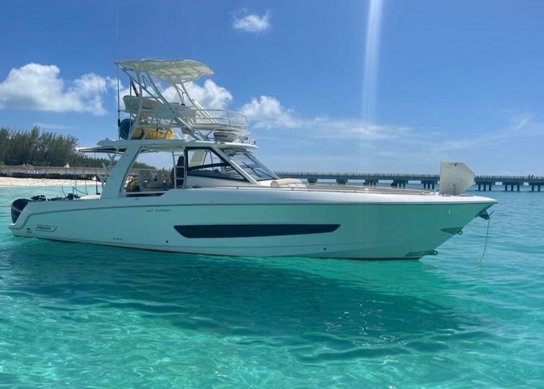 2016 Boston Whaler 420 Outrage - Sold Boat