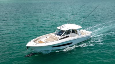 BOATZON | Boston Whaler 420 Outrage 2017