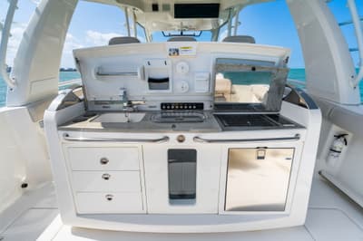 BOATZON | Boston Whaler 420 OUTRAGE 2018