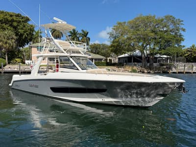 BOATZON | Boston Whaler 420 OUTRAGE 2019 BOATZON | Boston Whaler 420 OUTRAGE 2019