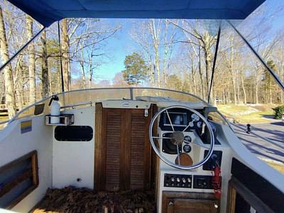 BOATZON | Boston Whaler Revenge 1983