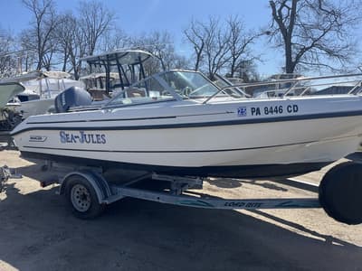 BOATZON | Boston Whaler Ventura 18 DC 1999