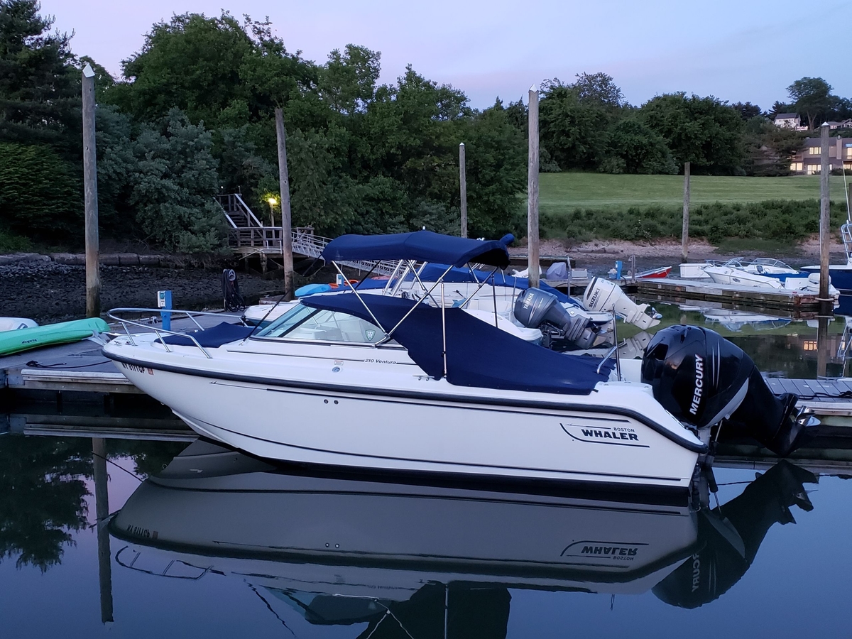 2006 Boston Whaler Ventura - Sold Boat
