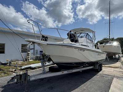 BOATZON | Boston Whaler Walkaround 1992 BOATZON | Boston Whaler Walkaround 1992