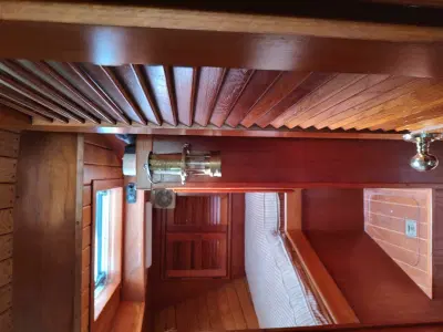 BOATZON | Brewer Kaiulani 1988