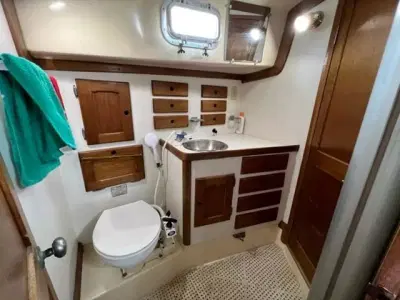 BOATZON | Bristol 40 1982