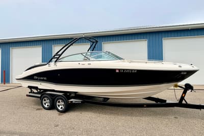 BOATZON | Bryant 268 2012