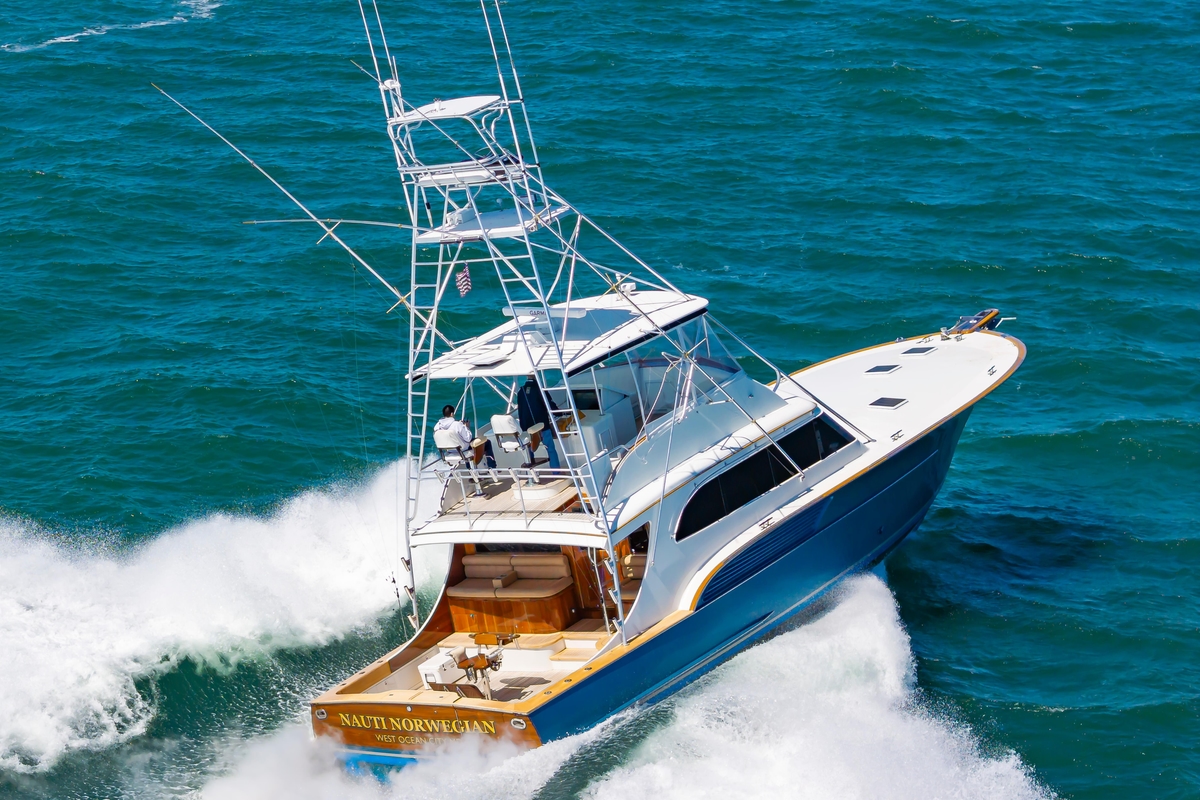 1993 Buddy Davis 61 Convertible - Sold Boat