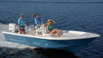 BOATZON | Bulls Bay 2000 2026