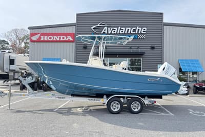 BOATZON | Bulls Bay 230 Center Console 2026