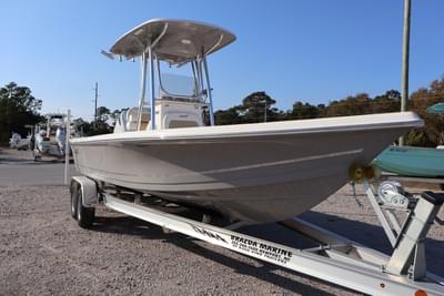 BOATZON | Bulls Bay 2400 BULLS BAY 2026