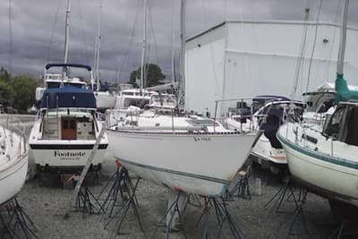 BOATZON | C&C 40 Tall Rig Deep Keel 1981