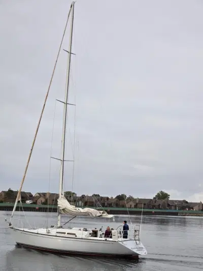 BOATZON | C&C 41 1983 BOATZON | C&C 41 1983