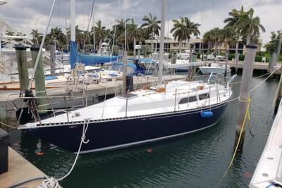 BOATZON | C&C Landfall 38 1980