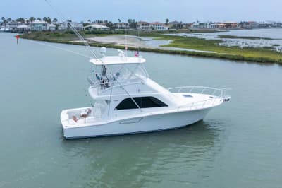 BOATZON | Cabo 40 Flybridge 2005