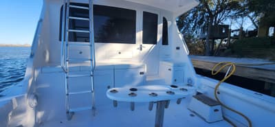 BOATZON | Cabo 48 Flybridge 2004