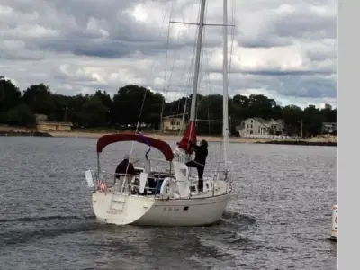 BOATZON | CAL 33 1985