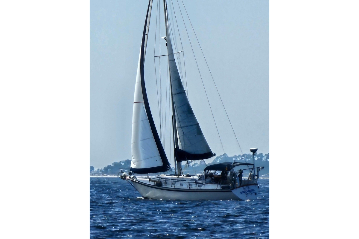 1988 Caliber 38 - Sold Boat
