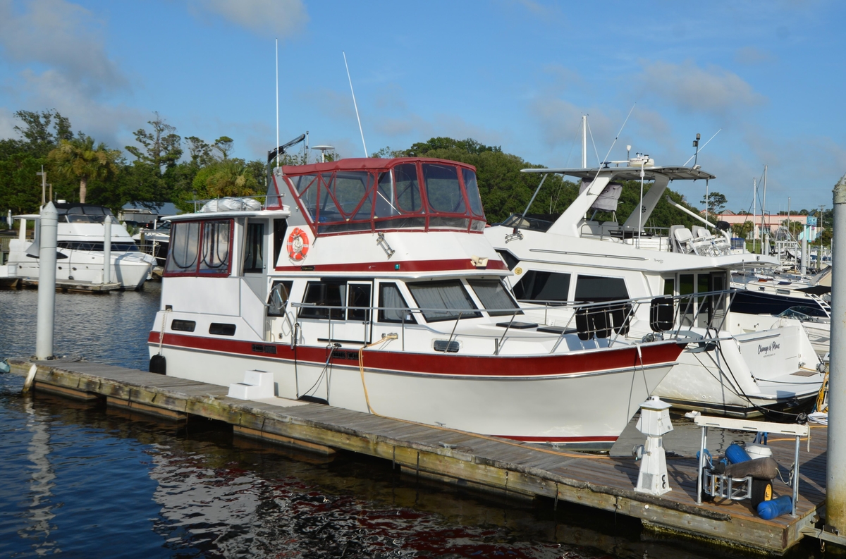 1983 Californian 38 Motor Yacht - Sold Boat