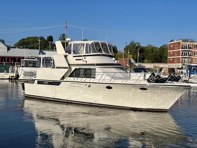 BOATZON | Californian 48 Cockpit Motor Yacht 1990