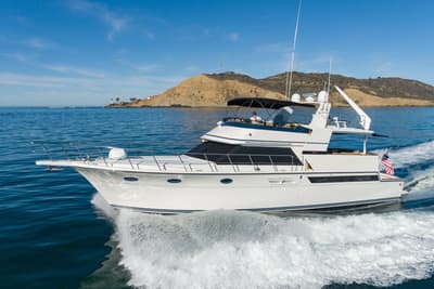 BOATZON | Californian 55 Cockpit Motor Yacht 1991