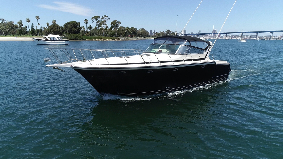 1988 Californian Veneti - Sold Boat