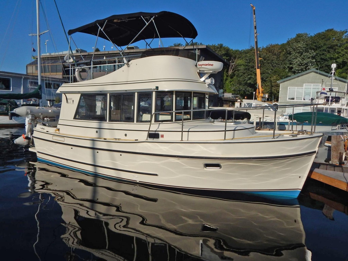 2002 Camano 31 Trawler - Sold Boat