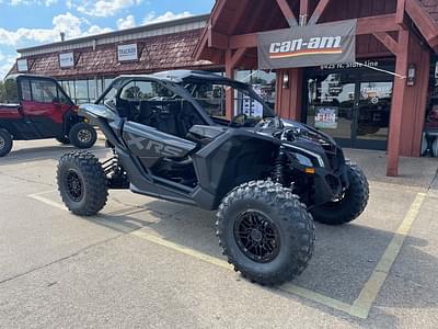 BOATZON | Can-Am® Maverick X3 X rs Turbo RR with SmartShox Triple Black 2025