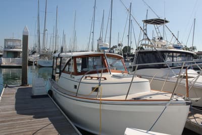 BOATZON | Cape Dory 28 Hardtop 1988