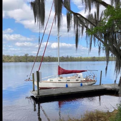 BOATZON | Cape Dory 30 1982