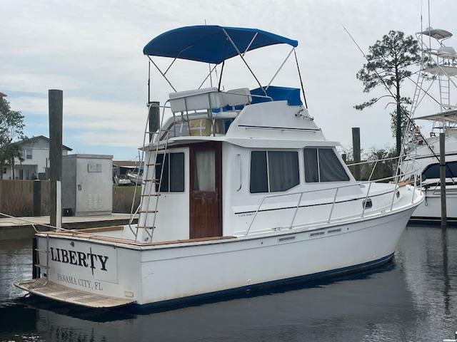 1990 Cape Dory 33 Flybridge Cruiser - Sold Boat