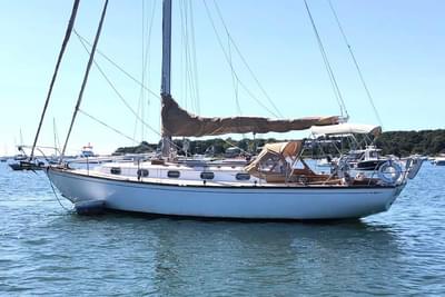 BOATZON | Cape Dory 36 1979