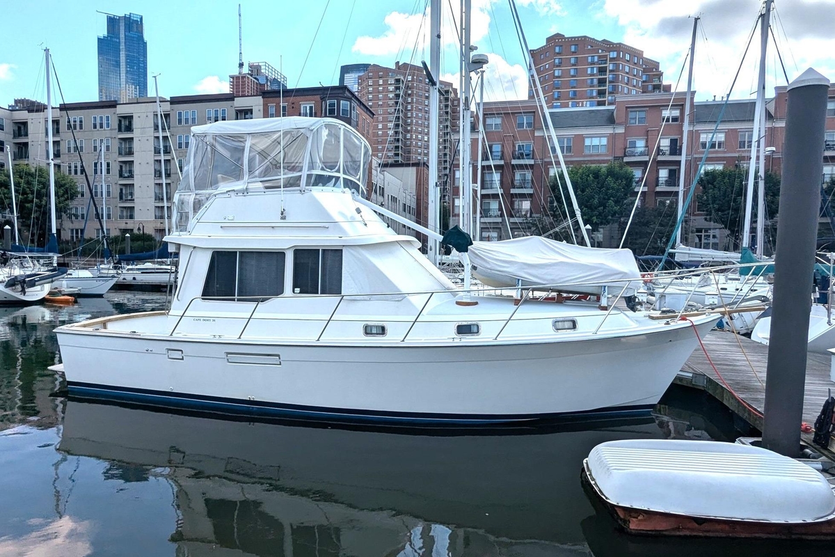 1988 Cape Dory 36 Flybridge Sedan Fast Trawler - Sold Boat