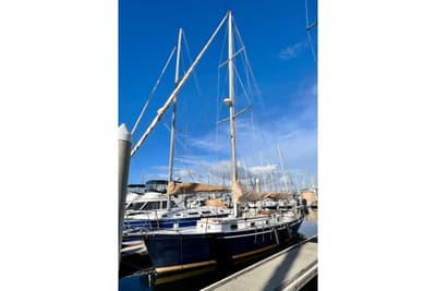 BOATZON | Cape George 36 1975