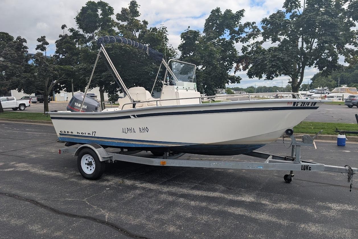 1999 Cape Horn 17 - Sold Boat