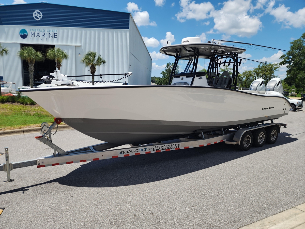 Cape Horn 32 XS 2025