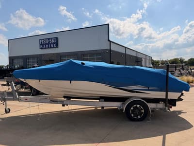 BOATZON | Caravelle Powerboats 20 EBi 2017